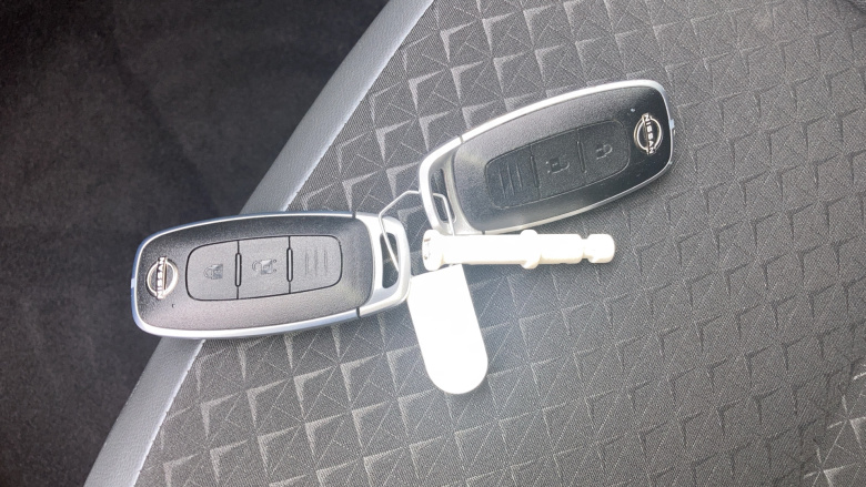 Nissan Juke 1.0 DiG-T 114 N-Connecta 5dr Petrol Hatchback